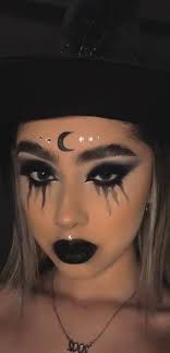 Paula Beal (paulinhab_)