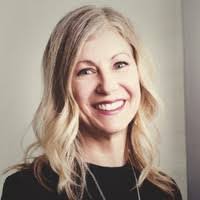 Andrea Lasalle's Instagram, Twitter & Facebook