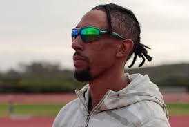 When you look good you feel good, and as a mindful athlete I am all about  feeling good. Thankfully my Nike Vision running glasses have me looking  good as can be and
