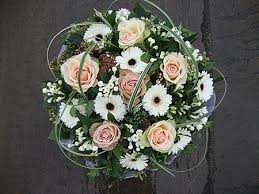 Funeral Posy Pads Florist Bespoke Funeral Floral Designs March Chatteris Cambs Funeral Flower Arrangements Funeral Flowers Beautiful Flower Arrangements