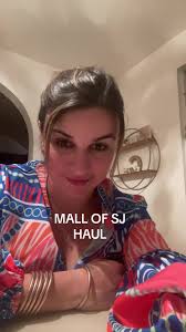 Coralys Melendez's Instagram, Twitter & Facebook