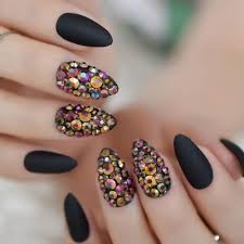 Son uñas falsas creadas a partir de monómeros y ¿qué celebridades han usado uñas acrílicas negras? 60 Increibles Disenos De Unas Tumblr