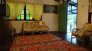 We are located in taman sedia, which is very convenient and accessible through the main roads. Photo Homestay Kg Tmn Sedia Cameron Highlands Ayyub Resources
