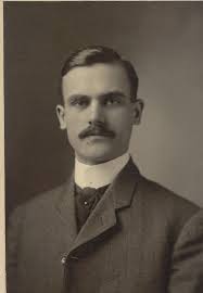 Leonard Kellogg's Instagram, Twitter & Facebook