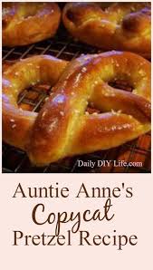 Copycat Recipe Auntie Anne S Pretzels With Cheddar Dipping Sauce Recipe Recipes Food Yummy Food