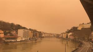 Maybe you would like to learn more about one of these? Pourquoi Le Ciel Est Il Ocre Dans Une Partie Du Pays Depuis Samedi Matin