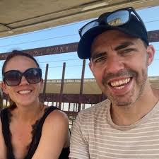 Dave Swift (@davetheswift)