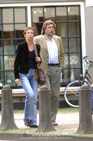 E derksen komt isabelle wel voorbij. Johan Derksen En Partner Http Www Bnnews Nl Nederland