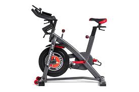 Equipped with 2 vinyl dumbellholders, the ic8 gives a new dimension to your cardio experience. Peloton Alternative Schwinn Ic8 Spinning Bike Im Test