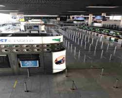 Il bus è il mezzo più economico per raggiungere il centro di catania dall'aeroporto e viceversa. Aeroporto In Attesa Dell Esito Del Tampone Tenta Lo Stesso Di Partire Denunciato Sicilia Report