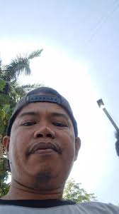 E post jud nato 🤣🤣🤣