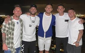 Apr 28, 2021 · bản thân hlv pochettino khi được hỏi về messi cũng nói, nếu có sự phục vụ của tiền đạo người argentina thì cơ hội chinh phục các danh hiệu của psg sẽ tăng lên rõ rệt. 5u2kl11uvyegim