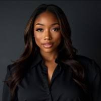 Amanda Samuels's Instagram, Twitter & Facebook