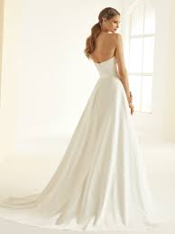 Check spelling or type a new query. Tragerloses Hochzeitskleid In A Linie Von Bianco Evento Braut De