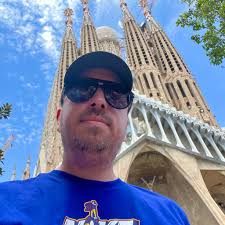 Please share! Reports of wildlife entangled in discarded face coverings  appear to be increasing. Please remember to dispose of your masks  correctly, and cut the strings to prevent injuries to wild animals.