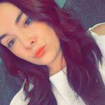 Alison Karpinski's Instagram, Twitter & Facebook