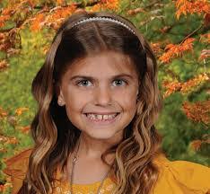 Lorena Mckee's Instagram, Twitter & Facebook