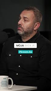 Avdo Avdić o početku novinarske karijere. YouTube: Plenum_ba, Pogledajte  cijeli podcast na Plenum_ba YouTube kanalu:  https://www.youtube.com/watch?v=8AcpgMJarGg