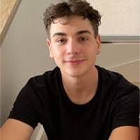 Courtney Tiede's Instagram, Twitter & Facebook