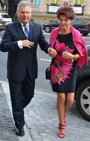 „miłość u oli i kuby widać na każdym kroku. Jolanta I Aleksander Kwasniewscy W Drodze Na Urodziny Leszka Millera Women Style Fashion