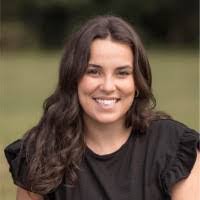 Erin Petrocelli's Instagram, Twitter & Facebook