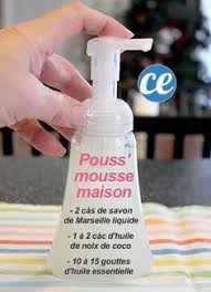 Comment Faire Un Savon Maison Qui Mousse Encore Plus Que Du Pouss Mousse Recette Bouteille De Vin Bricolage Savon Maison Produit De Nettoyage Faits Maison