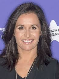 Nina Hossain's Instagram, Twitter & Facebook