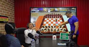 Irene kharisma sukandar melawan sekjen kemendagri hadi prabowo dalam acara rekor muri catur masal di ipdn jatinangor. Kronologi Kisruh Dewa Kipas Gothamchess Dan Grand Master Irene Kharisma Okezone Sports