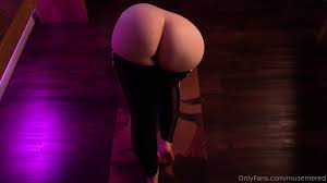 Sexy Redhead - EPORNER