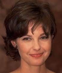 Here we are talking about ashley judd hairstyles 2020 short blonde bob long hair ashley judd who had has been widely admired for iconic style and fashion taste. Pin On Looking Fierce