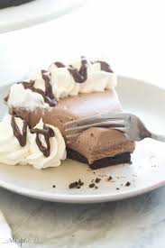 This No Bake Brownie Batter Cheesecake Is An Easy No Bake Dessert For Chocolate Lovers It 39 S Rich And Fud Cheesecake Recipes Desserts Easy No Bake Desserts