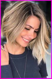 Cute Short Haircuts For Womens With Round Face In 2020 In 2020 Spring Hair Color Spring Hairstyles Hair Color