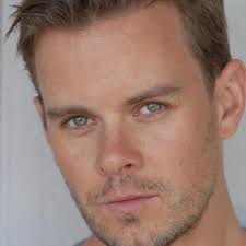 Watch Designated Survivor (2016) TV Series Online