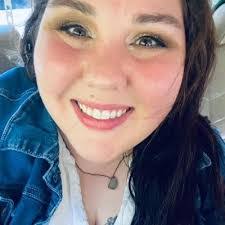 Jaclyn Jansen's Instagram, Twitter & Facebook