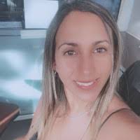 Lindsay Vidal's Instagram, Twitter & Facebook