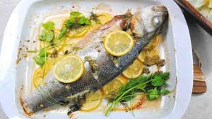 La carne molto magra di questo pesce lo rende buono e delicato. Pesce Persico Al Forno Prezzemolo E Limone Semplice E Gustosissimo