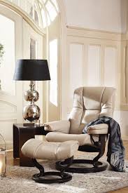 Stressless Sessel Und Sofas Online Bestellen Bei Spitzhuttl Home Company Spitzhuttl Home Company Mobelhaus Bei Wurzburg Stressless Sessel Couch Sessel Wohnzimmer Layouts