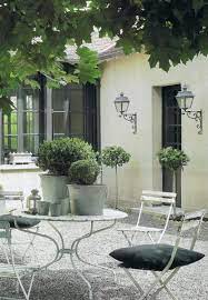 Classic Courtyard Courtyard Gardens Design Outdoor Dining Room French Country Garden