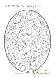 coloriage oeuf aux papillons oeufs de paques a colorier cochon