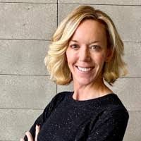 Marisa Robbins's Instagram, Twitter & Facebook