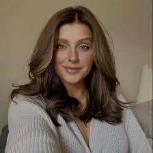 Erika Terry (heyitserikanicole)