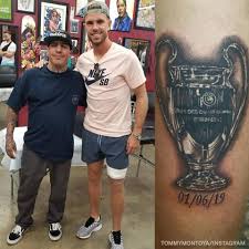 Jordan brian henderson mbe is an english professional footballer who plays as a midfielder for premier league club liverpool, which he capta. Espn Fc Jordan Henderson Celebrates Liverpool Fc S Ucl Facebook