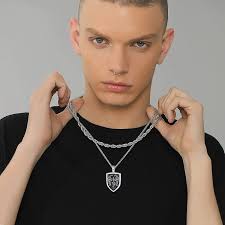 Colar de Aço Inoxidável do Arcanjo, São Miguel, Escudo da Espada, Jóias  Unisex, Cruz do Santo da Polícia, U7