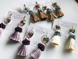 ラフタッセルのピアス イヤリング ガラスハート添え drop earrings earrings jewelry
