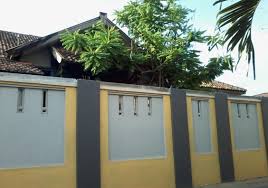 Berikut contoh gambar pagar rumah minimalis yang modelnya bisa kamu jadikan inspirasi untuk mempercantik tampilan rumah bagian depan. Gambar Pagar Tembok Depan Rumah Minimalis Sekitar Rumah