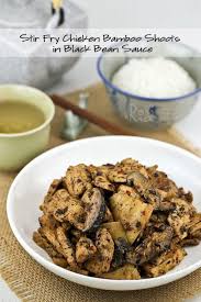 Stir Fry Chicken Bamboo Shoots In Black Bean Sauce A Tasty First Dish To Try Black Bean Sauce With Bold Umami F Recettes De Cuisine Cuisine Asiatique Cuisine