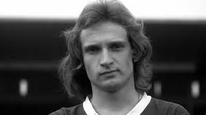 Knappen trauern um ihren ehemaligen Spieler Paul Holz