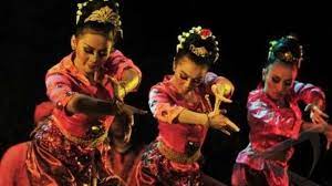 Maybe you would like to learn more about one of these? Tari Jaipong Sejarah Dan Makna Setiap Gerakannya