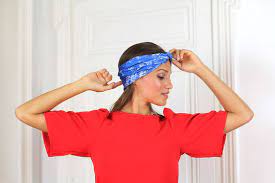Voir plus d'idées sur le thème tuto foulard, foulard, nouer foulard. Foulard Paix Eiffel Carre En Soie Twill De Soie Foulard Made In France Fanfaron