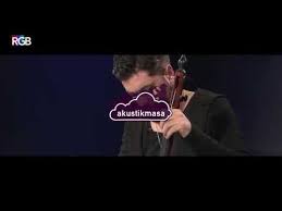 Eda Baba Git Sozleri Gitme Demek Cok Zor Inan Kendini Yenmeli Insan Arkamizda Hep Yarim Sarkilar Biraktik Git Ardina Bakma Gozya Muzik Klipleri